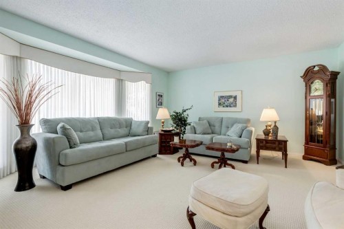 107 Valhalla Crescent Nw, Calgary, AB - Indoor Photo Showing Living Room