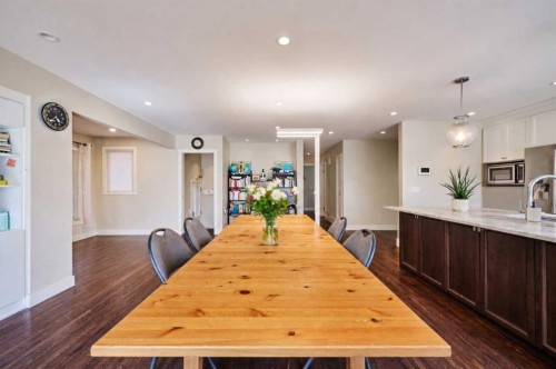 2940 Blakiston Drive Nw, Calgary, AB - Indoor Photo Showing Dining Room