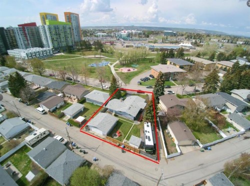 2940 Blakiston Drive Nw, Calgary, AB - Outdoor With View