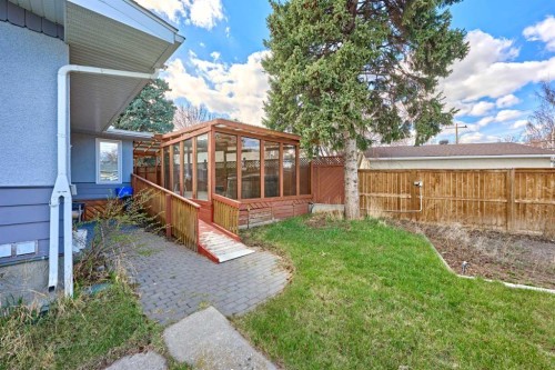 2940 Blakiston Drive Nw, Calgary, AB - Outdoor