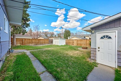 2940 Blakiston Drive Nw, Calgary, AB - Outdoor