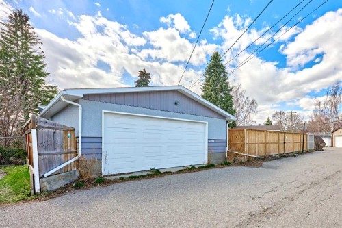 2940 Blakiston Drive Nw, Calgary, AB - Outdoor