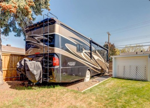 2940 Blakiston Drive Nw, Calgary, AB - Outdoor