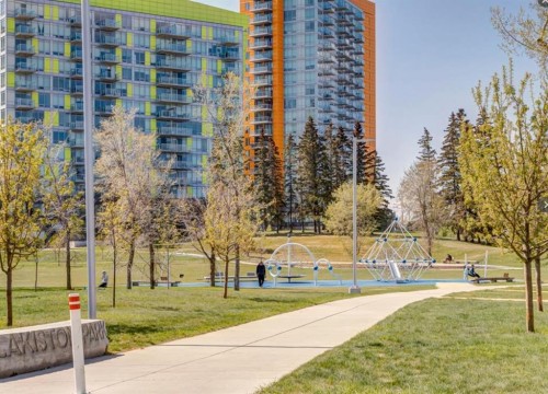 2940 Blakiston Drive Nw, Calgary, AB - Outdoor With Facade