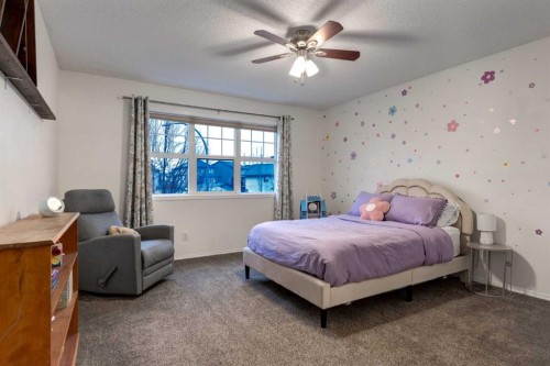 436 Cranberry Circle Se, Calgary, AB - Indoor Photo Showing Bedroom