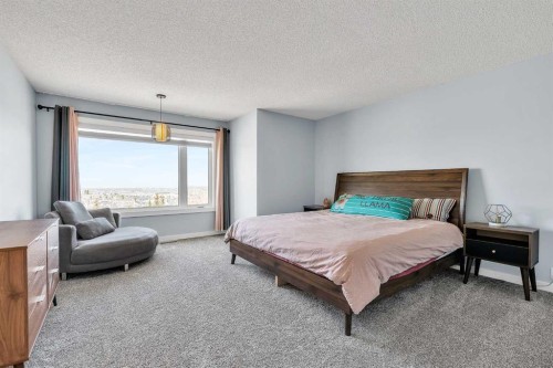 215 Edgevalley Mews, Calgary, AB - Indoor Photo Showing Bedroom