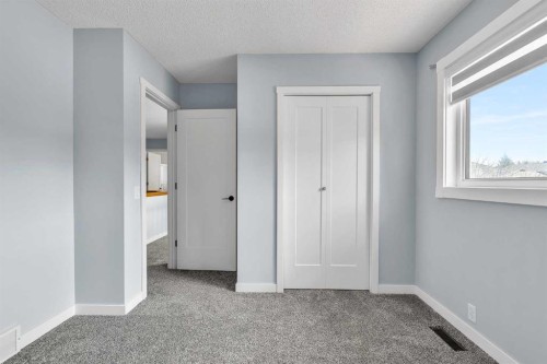 215 Edgevalley Mews, Calgary, AB - Indoor