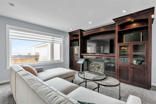 215 Edgevalley Mews, Calgary, AB - Indoor Photo Showing Other Room