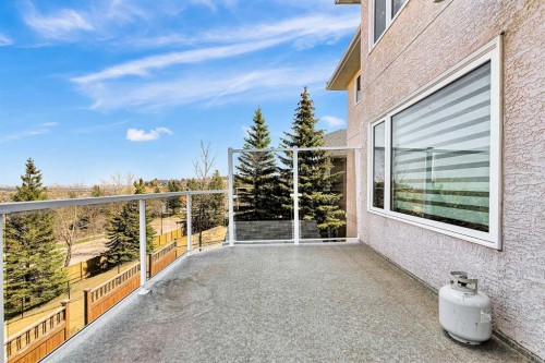215 Edgevalley Mews, Calgary, AB - Outdoor