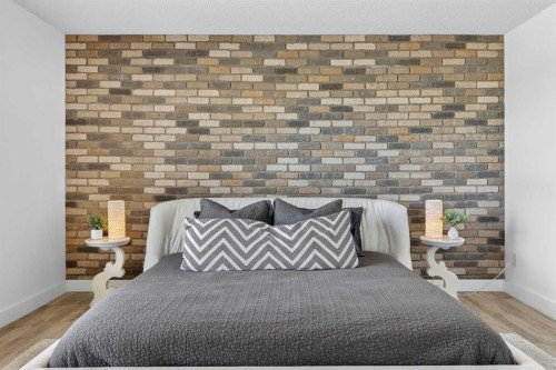 95 Crestmont Drive Sw, Calgary, AB - Indoor Photo Showing Bedroom