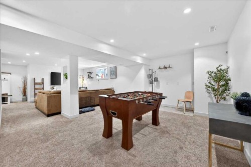 917 Channelside Road Sw, Airdrie, AB - Indoor Photo Showing Other Room