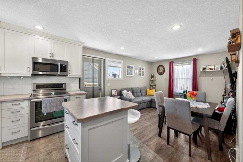917 Channelside Road Sw, Airdrie, AB - Indoor