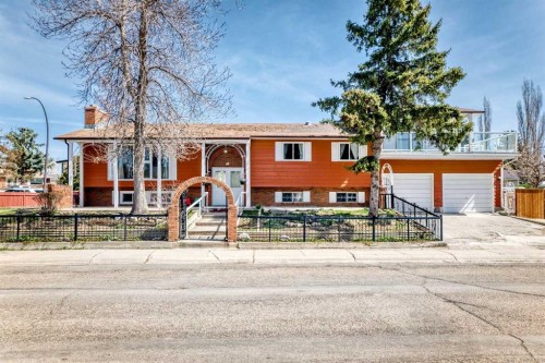 451 Huntbourne Hill Ne, Calgary, AB - Outdoor