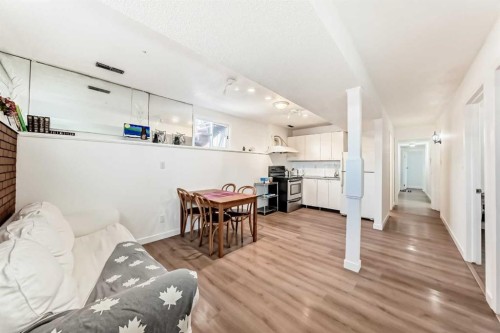 451 Huntbourne Hill Ne, Calgary, AB - Indoor