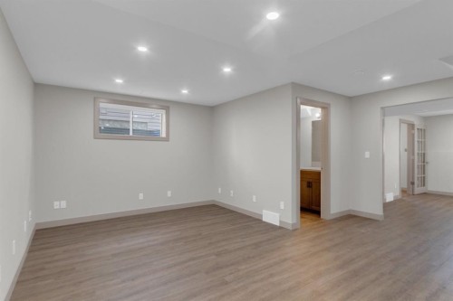 19 Bridleglen Road Sw, Calgary, AB - Indoor