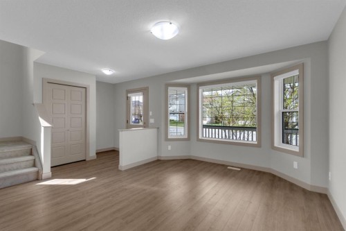 19 Bridleglen Road Sw, Calgary, AB - Indoor Photo Showing Other Room
