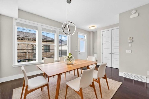 548 Quarry Park Boulevard Se, Calgary, AB - Indoor Photo Showing Dining Room