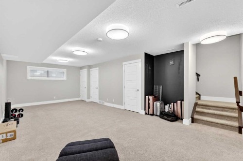 548 Quarry Park Boulevard Se, Calgary, AB - Indoor
