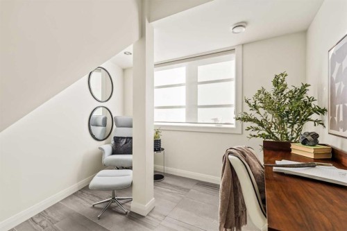 125 41 Avenue Sw, Calgary, AB - Indoor Photo Showing Other Room