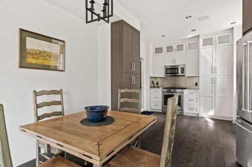 125 41 Avenue Sw, Calgary, AB - Indoor