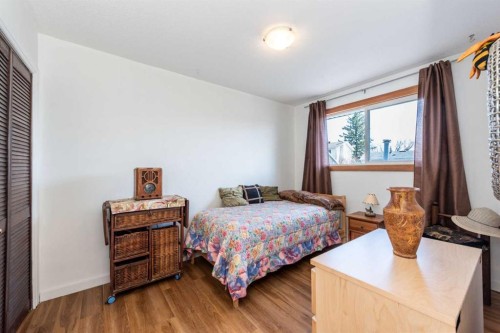16 Rundleson Way Ne, Calgary, AB - Indoor Photo Showing Bedroom
