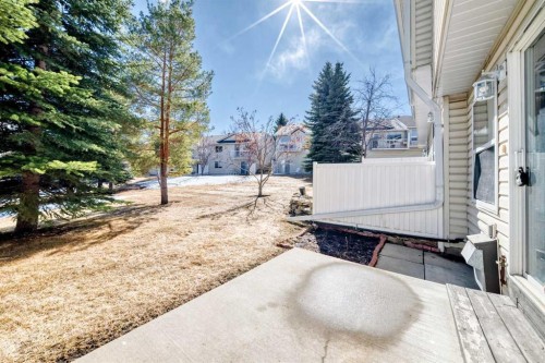 209 Somervale Point Sw, Calgary, AB - Outdoor