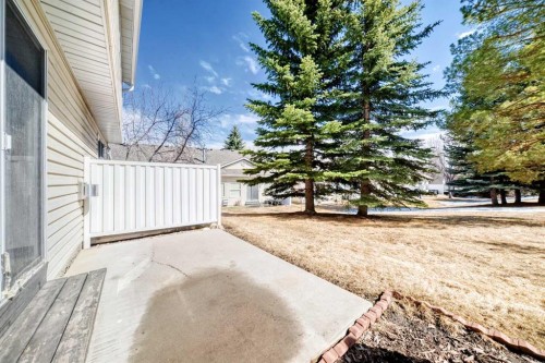 209 Somervale Point Sw, Calgary, AB - Outdoor
