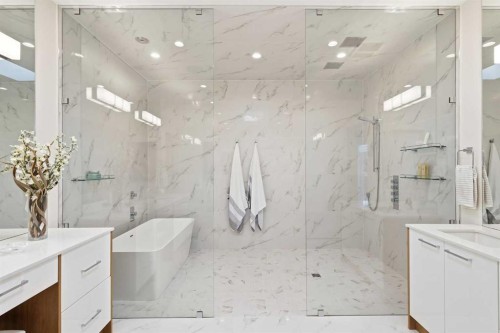 411 47 Avenue Sw, Calgary, AB - Indoor Photo Showing Bathroom