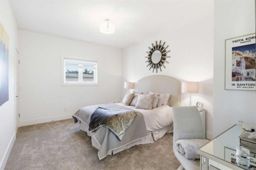 411 47 Avenue Sw, Calgary, AB - Indoor Photo Showing Bedroom