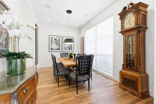 411 47 Avenue Sw, Calgary, AB - Indoor Photo Showing Dining Room