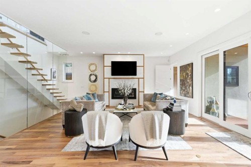 411 47 Avenue Sw, Calgary, AB - Indoor With Fireplace