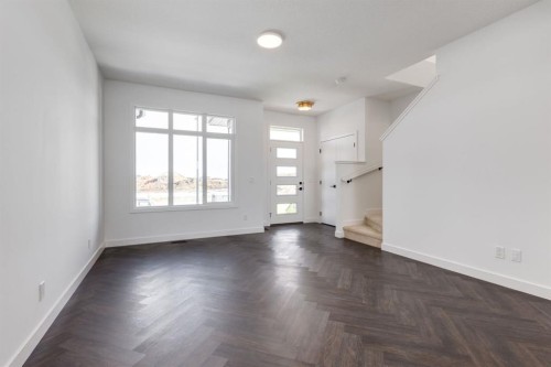 219 Sora Boulevard Se, Calgary, AB - Indoor Photo Showing Other Room