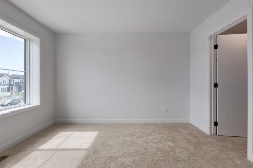 219 Sora Boulevard Se, Calgary, AB - Indoor Photo Showing Other Room
