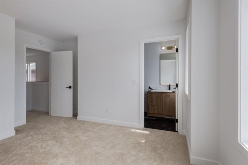 219 Sora Boulevard Se, Calgary, AB - Indoor Photo Showing Other Room