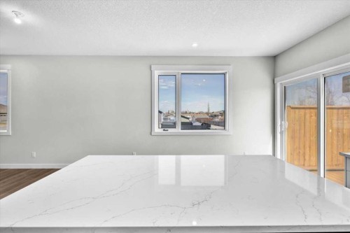 2016 30 Avenue, Nanton, AB - Indoor