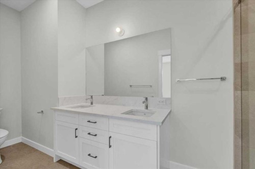 2016 30 Avenue, Nanton, AB - Indoor Photo Showing Bathroom