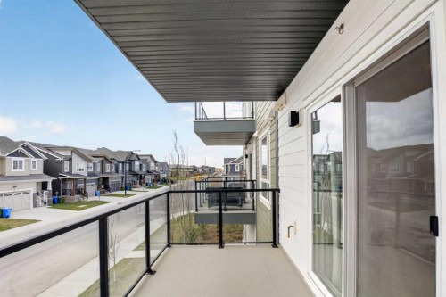 1206-33 Carringham Gate Nw, Calgary, AB - Outdoor With Balcony With Exterior