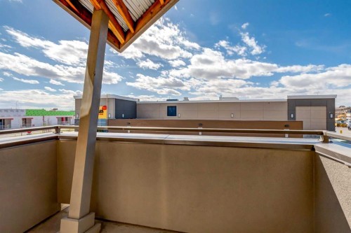 207-10 Westpark Link, Calgary, AB - Outdoor