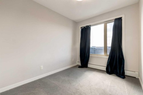 207-10 Westpark Link, Calgary, AB - Indoor