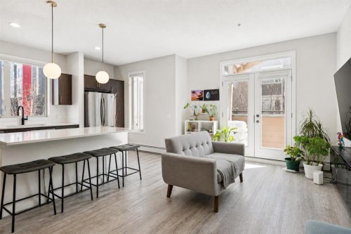 222-7 Westpark Common Sw, Calgary, AB - Indoor