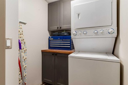 1901-210 15 Avenue Se, Calgary, AB - Indoor Photo Showing Laundry Room