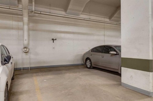 1901-210 15 Avenue Se, Calgary, AB - Indoor Photo Showing Garage