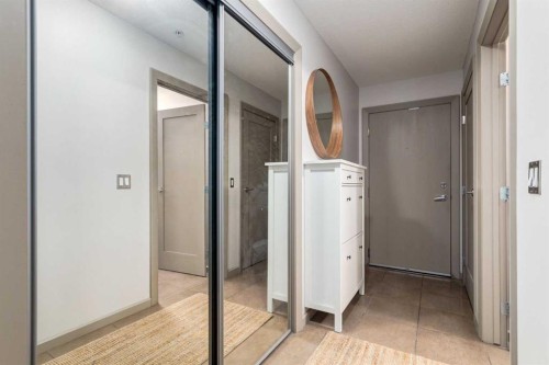 1901-210 15 Avenue Se, Calgary, AB - Indoor Photo Showing Other Room