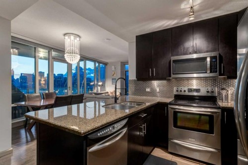 1901-210 15 Avenue Se, Calgary, AB - Indoor Photo Showing Kitchen With Stainless Steel Kitchen With Double Sink With Upgraded Kitchen