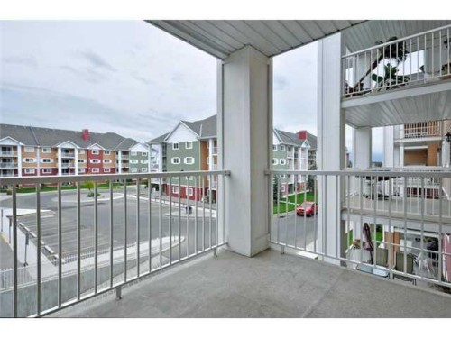 2310-10 Prestwick Bay Se, Calgary, AB - Outdoor With Balcony With Exterior