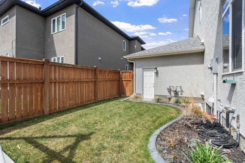 25 Westland Crescent Sw, Calgary, AB - Outdoor With Exterior