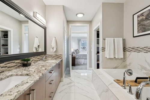 36 Ridge View Close, Cochrane, AB - Indoor Photo Showing Bathroom