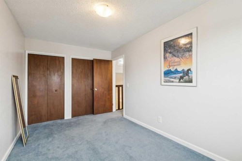 1848 38 Street Ne, Calgary, AB - Indoor Photo Showing Other Room