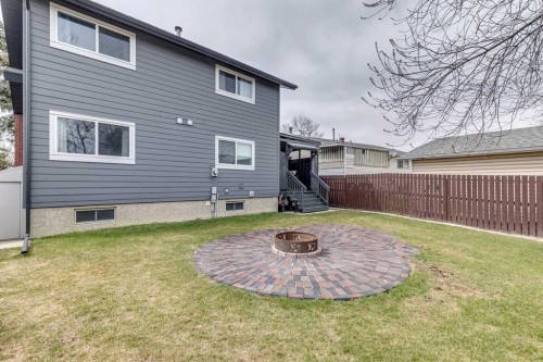 1848 38 Street Ne, Calgary, AB - Outdoor With Exterior