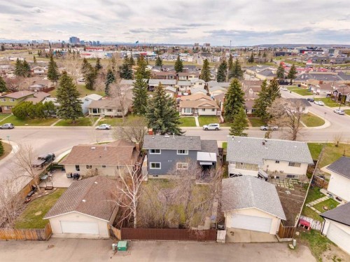 1848 38 Street Ne, Calgary, AB - Outdoor With View